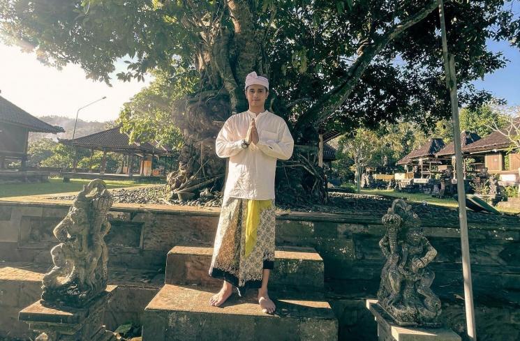 Artis Indonesia Rayakan Nyepi (instagram/@ajunperwira)