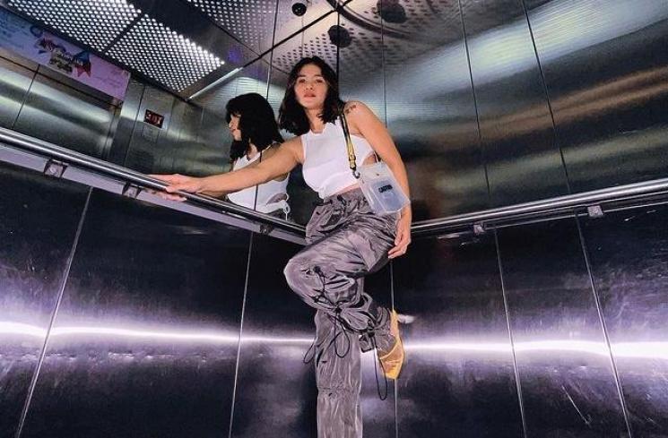Adu Gaya Aurel Hermansyah dan Kartika. (Instagram/kartikawijaksana)