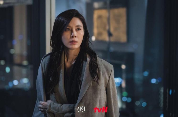 Pesona Kim Ha Neul di Kill Heel (Instagram/@tvn_drama)