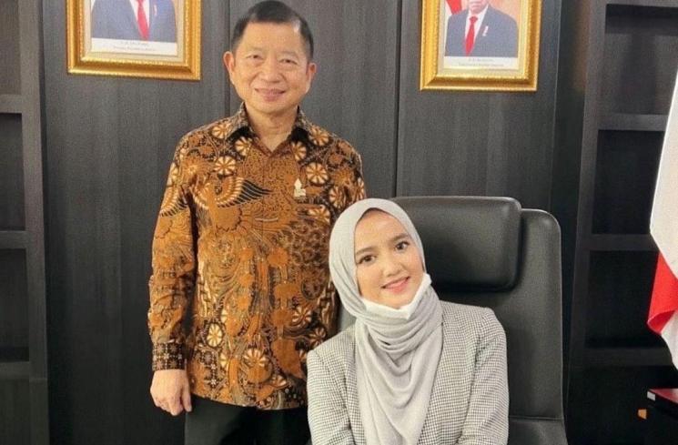 Wirda Mansur bertemu Menteri PPN. (Instagram/wirda_mansur)