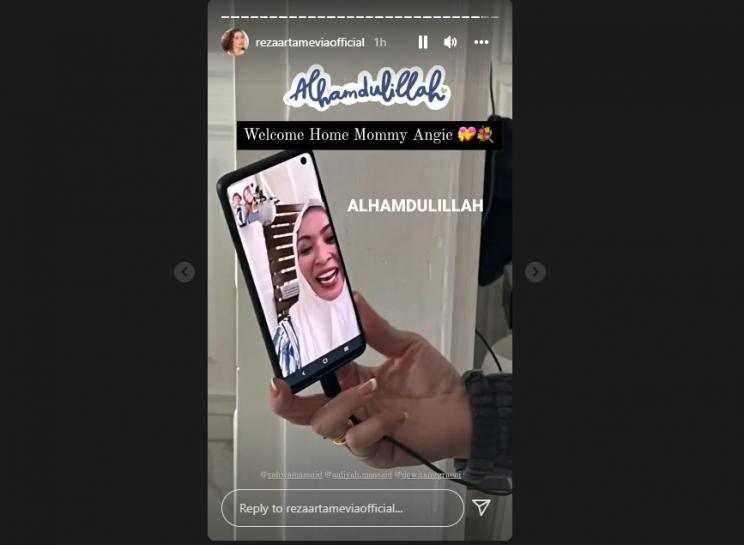 Reza Artamevia sambut kepulangan Angelina Sondakh. (Instagram/aaliyah.massaid)
