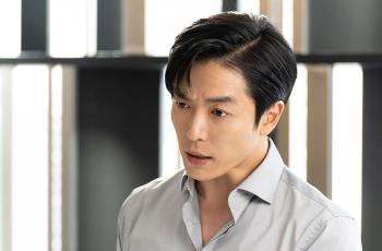 8 Potret Kim Jae Wook di Crazy Love, CEO dan Instruktur Matematika yang Sombong
