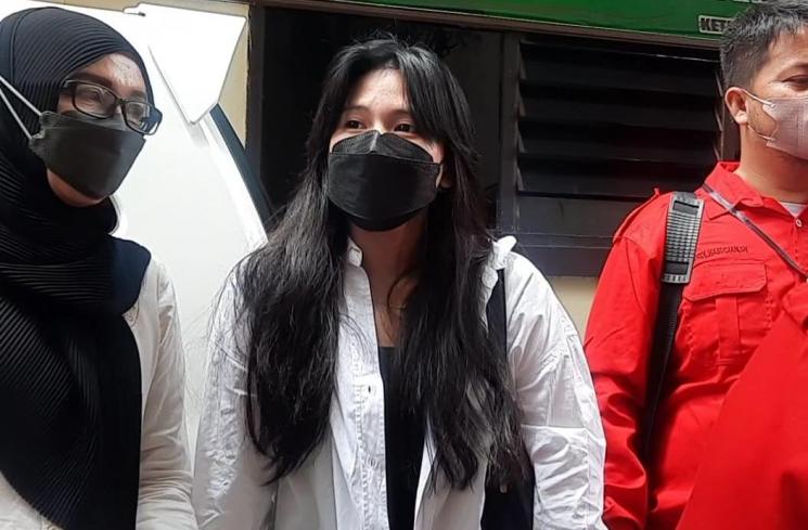 Elsya Rosana, kekasih Adam Deni. (MataMata.com/Evi Ariska)