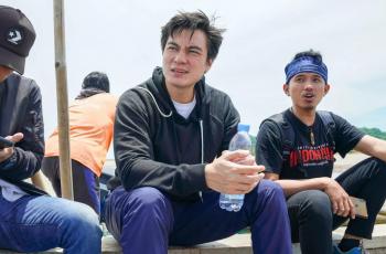 11 Momen Baim Wong Temui Fans di Nusa Kambangan, Penuh Tangis Haru