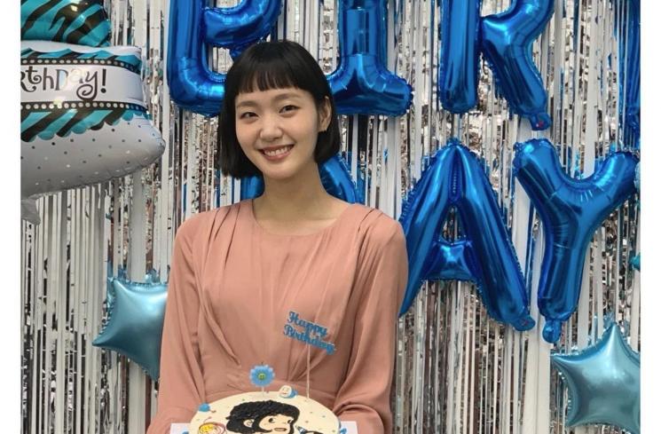 Artis Korea Donasi untuk Korban Kebakaran Hutan (hancinema)