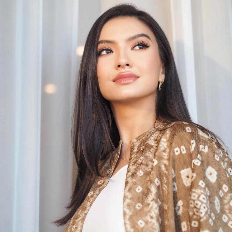 Artis jadi aktivis sosial dan lingkungan. (Instagram/@ralineshah)