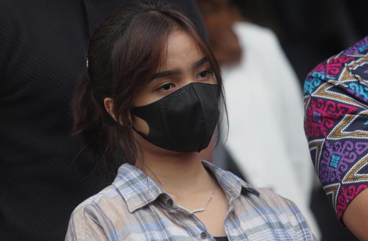 Fujianti Utami Putri atau Fuji An di Pengadilan Agama Jakarta Barat. [MataMata.com/Angga Budhiyanto]