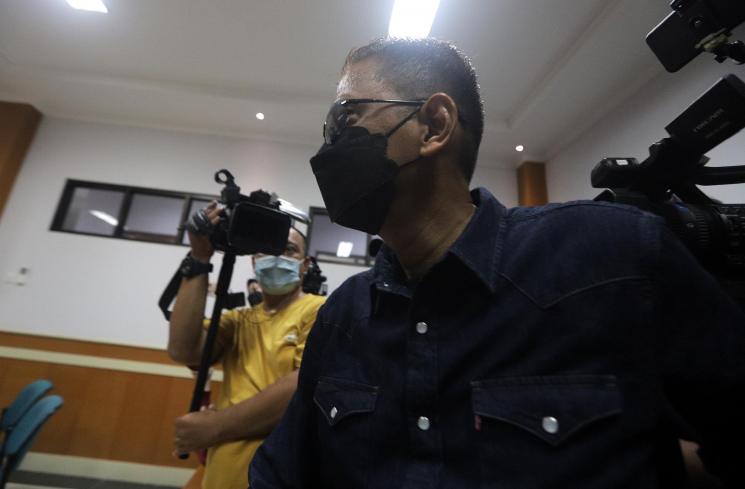 Doddy Sudrajat di Pengadilan Agama Jakarta Barat. [MataMata.com/Angga Budhiyanto]