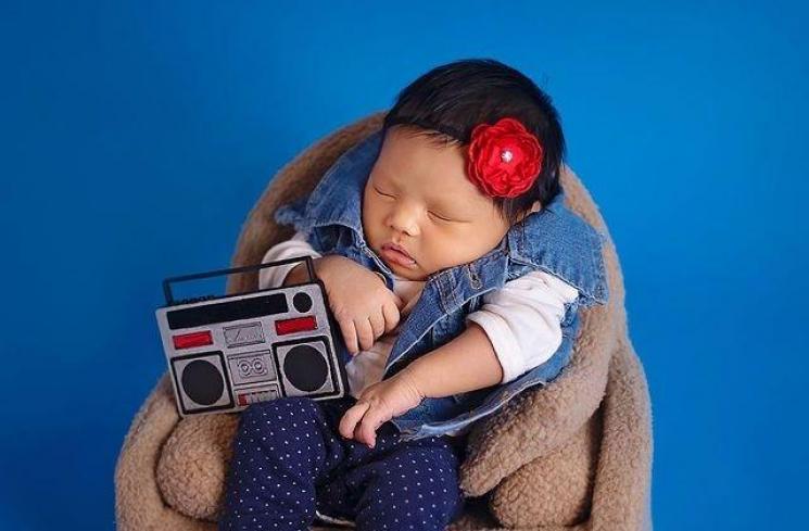 Pemotretan Baby Ameena. (Instagram/attahalilintar)