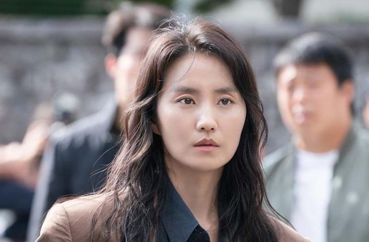 Adegan Berkesan Through the Darkness (Instagram/@sbsdrama.official)