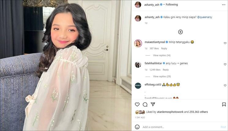 Arsy Hermansyah tampil beda pakai makeup tebal. (Instagram/@ashanty_ash)