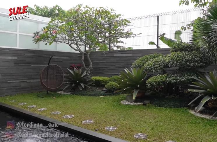 Potret Rumah Doni Salmanan (YouTube/SULE PRODUCTIONS)