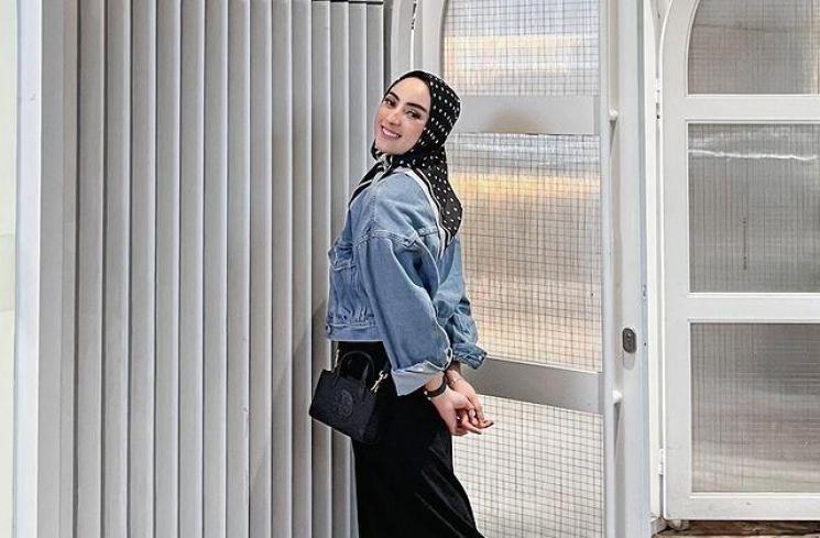Adu Gaya Dinan Fajrina dan Vanessa Khong (Instagram/dinanfajfina)