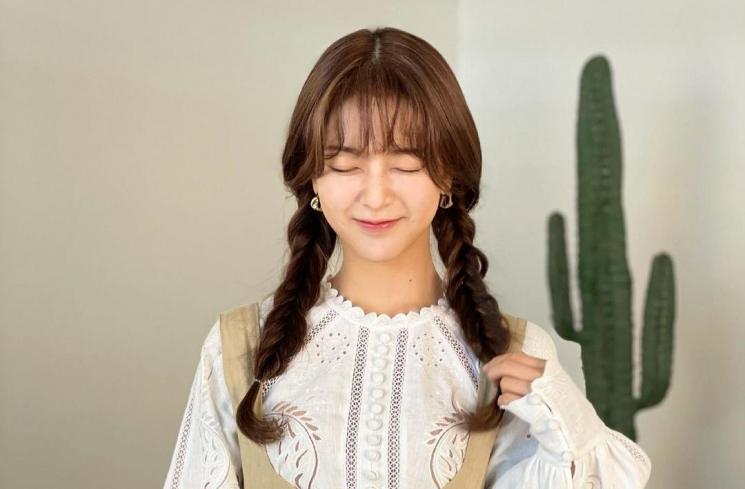 Fakta Roh Jeong Eui (instagram/@jeongeuiyam)