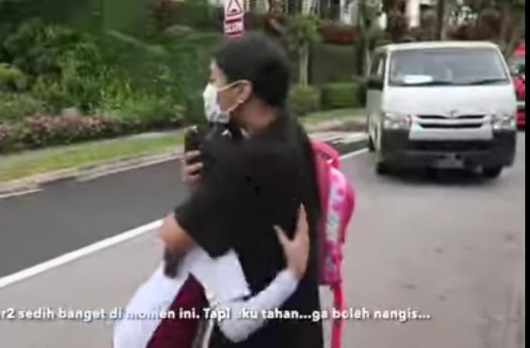 Potret Terbaru Anak Denada (YouTube/Denada Official)