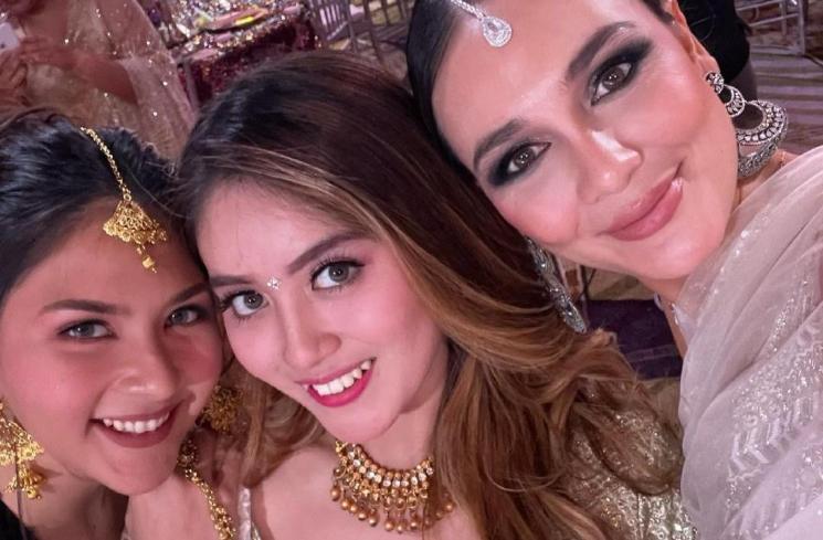 Artis Indonesia Pakai Baju India (instagram/@nblh.ayu)
