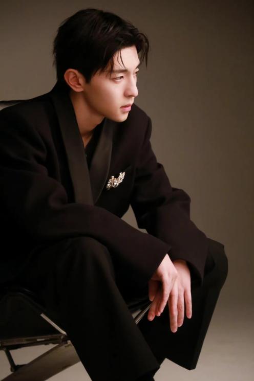 Fakta Deng Lun(Twitter/@deng_lun)