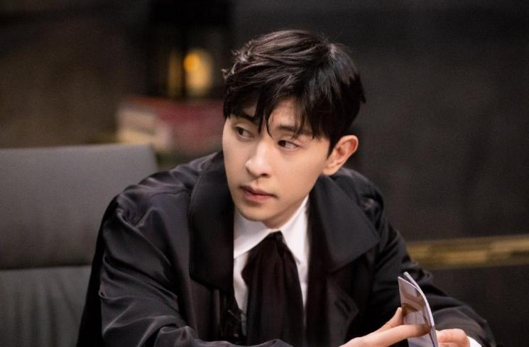 Fakta Deng Lun(Twitter/@deng_lun)