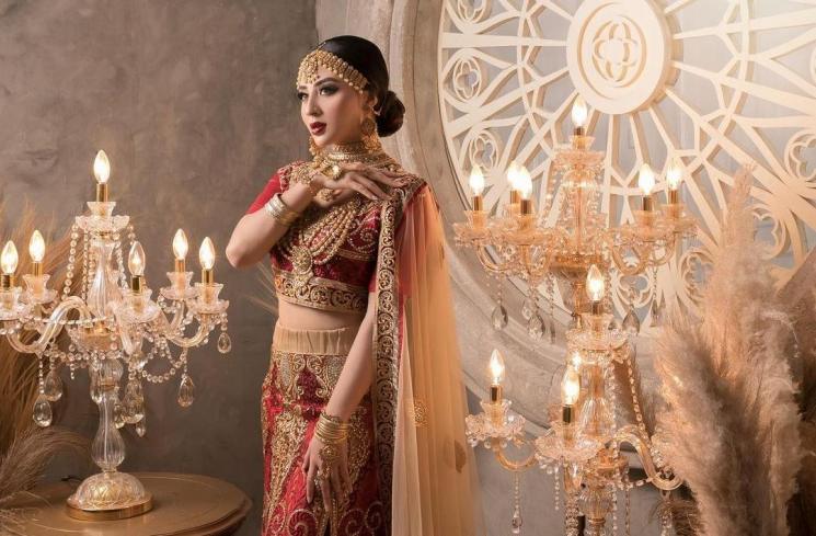 Artis Indonesia Pakai Baju India (instagram/@luckyhakimweddinggallery)