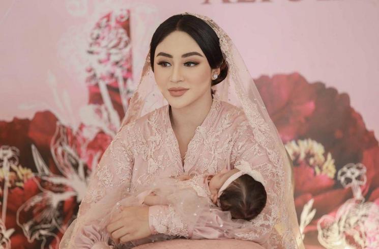 Margin Wieheerm Momong Anak (Instagram/@marginw)