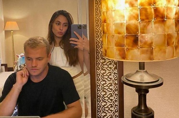Potret Mesra Valerie Thomas dan Pacar (Instagram/valerieethomas)