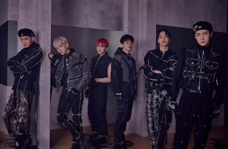 Fakta Anniversary ke-10 EXO (twitter/@weareoneEXO)
