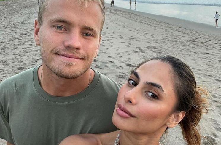 Potret Mesra Valerie Thomas dan Pacar (Instagram/valerieethomas)