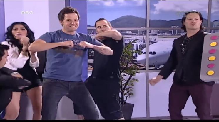 Viral Olga Syahputra Ajak Joget Simple Plan. (Twitter)