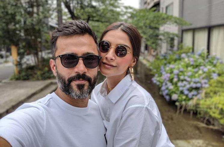 Potret Mesra Sonam Kapoor dan Anand Ahuja (Instagram/@anandahuja)
