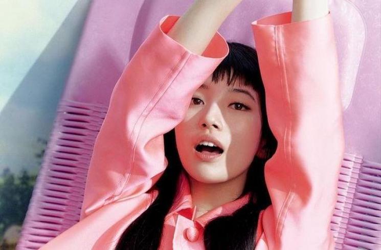 Pemotretan Terbaru Bae Suzy (Instagram/skuukzky)