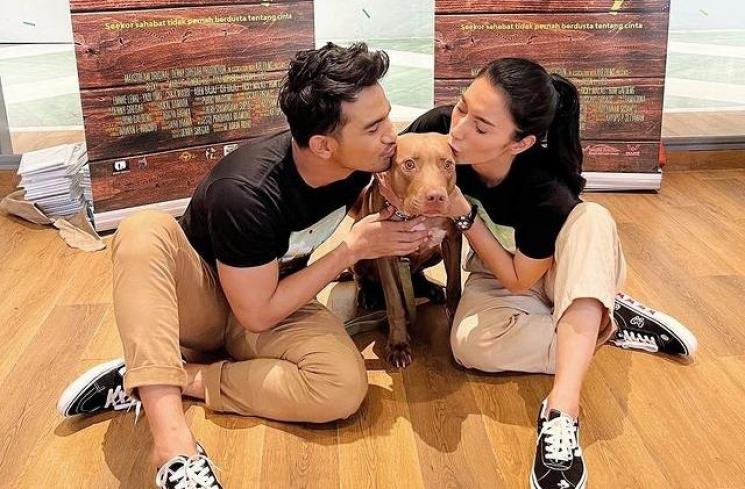  Potret Mesra Tyas Mirasih dan Tengku Tezi(Instagram/@tyasmirasih)