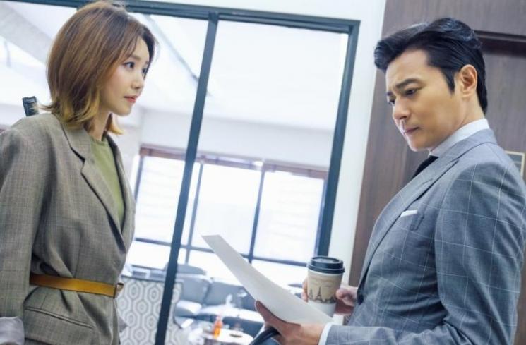 Sinopsis Suits (Soompi)