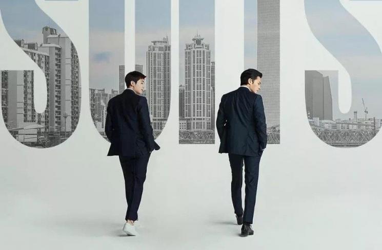 Sinopsis Suits (Soompi)
