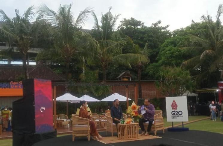 Raisa bertemu Presiden Jokowi (Matamata.com/Evi Ariska)