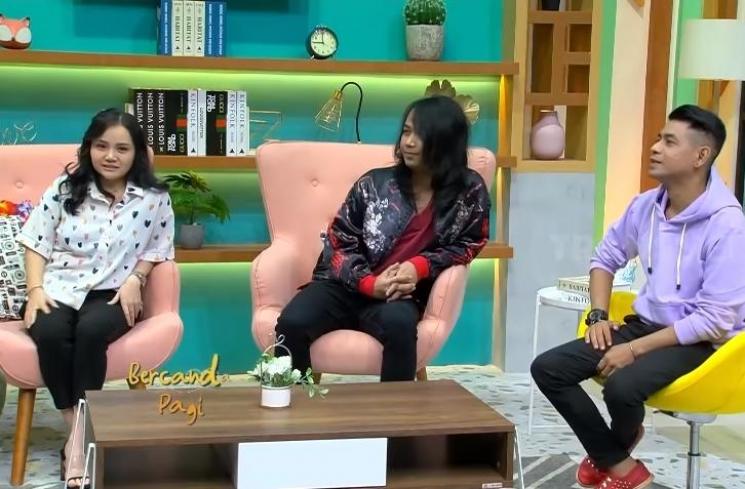 Potret Mawar AFI di Podcast dan Acara TV (YouTube/TRANS7 OFFICIAL)