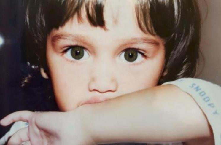 Potret Masa Kecil Cinta Laura (Instagram/claurakiehl)