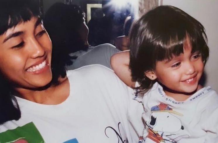 Potret Masa Kecil Cinta Laura (Instagram/herdianak)