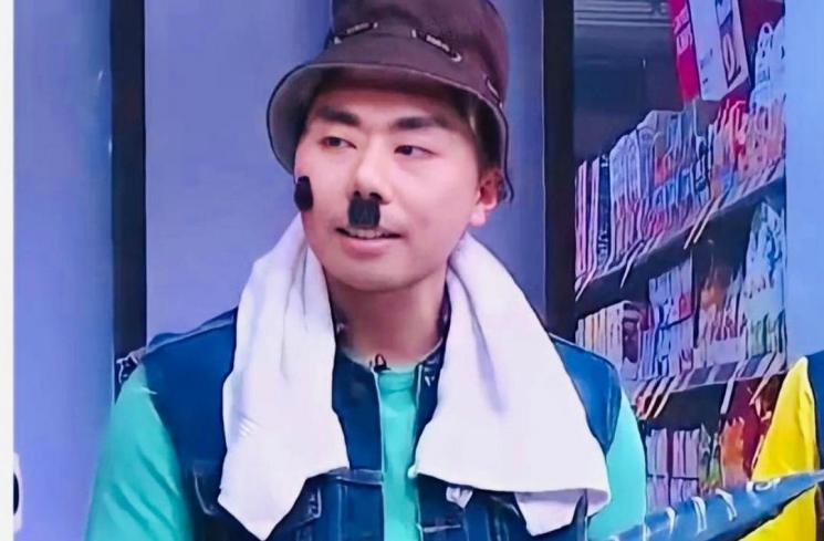 Potret Roy Kiyoshi Main Sitkom (instagram/@roykiyoshi)