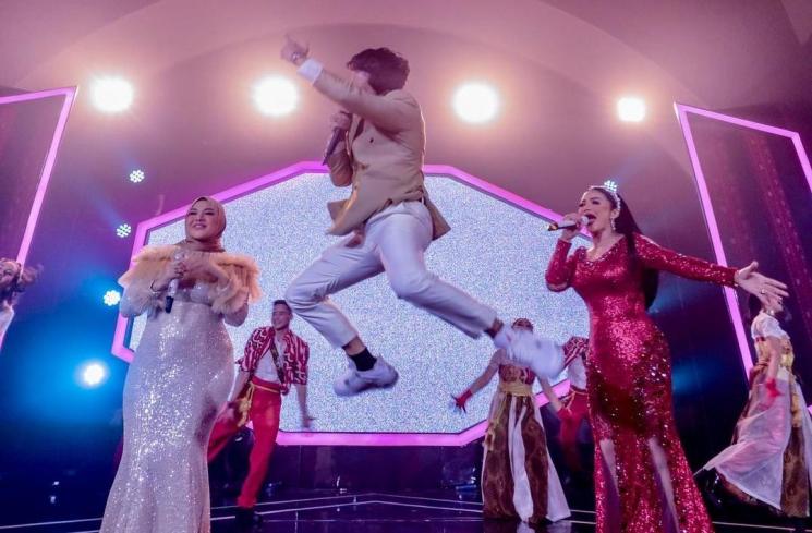 Potret Konser Anniversary Atta dan Aurel (instagram/@attahalilintar)
