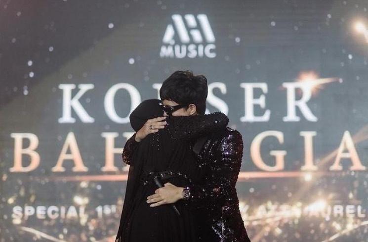 Potret Konser Anniversary Atta dan Aurel (instagram/@attahalilintar)