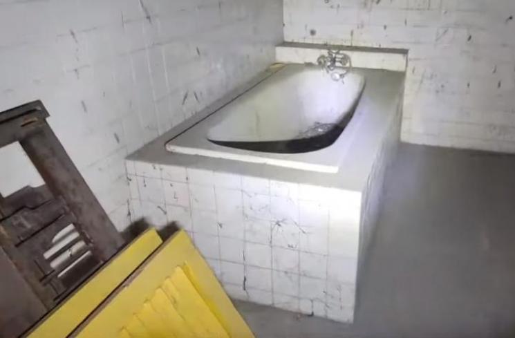 Potret Rumah Lokasi Syuting Suzzanna (YouTube/Lelembut Rogojati)