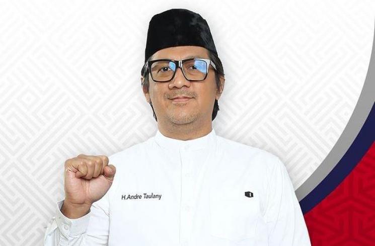 Andre Taulany Ikut Pilkada DKI. Jakarta (Instagram/andreastaulany)