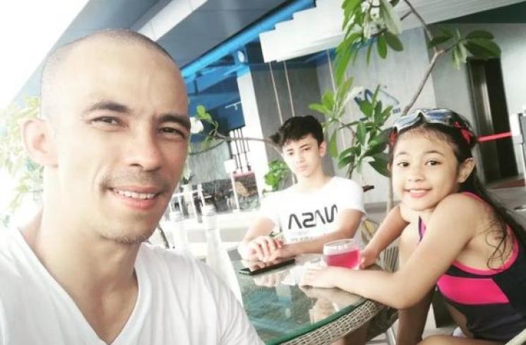 Potret Attila Syach dan Buah Hati (Instagram/attilatoyz)