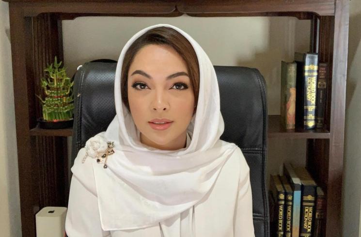 Gaya Reisa Broto Asmoro berhijab (Instagram/@reisabrotoasmoro)