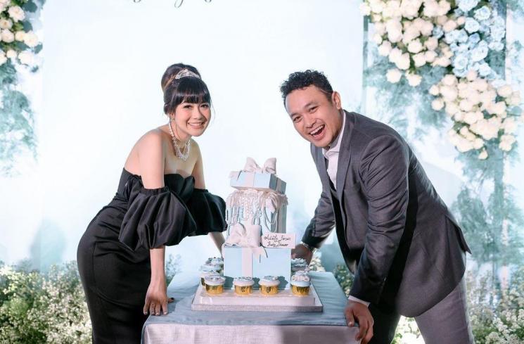 Potret Baby Shower Adiezty Fersa (instagram/@adieztyfersa)