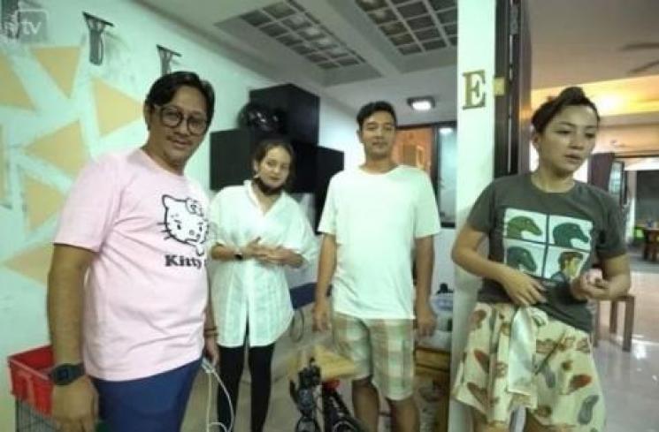 Potret Rumah Pemain Lapor Pak (YouTube/Ussy Andhika Official)