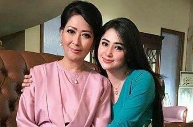 Anna Tairas dan Dewi Perssik [Instagram/anna.tairas2]