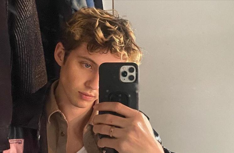 Fakta Troye Sivan (instagram/@troyesivan)