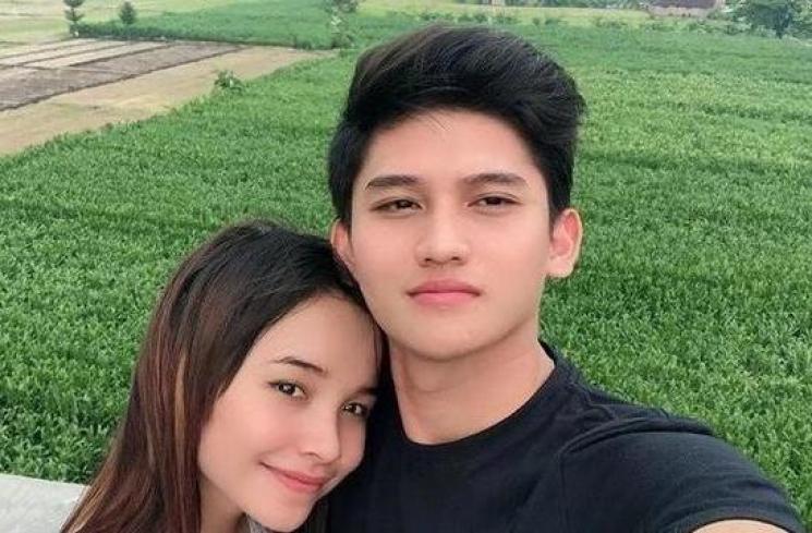  Kemesraan Tasya Rosmala dan Fikry Felixshah (Instagram/@tasya_ratu_gopo)
