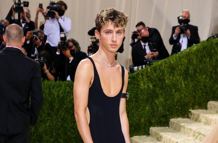 Fakta Troye Sivan (instagram/@troyesivan)